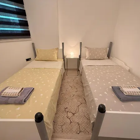 Apartman Sa Apartments! Beachfront With Sea View & Pool Alanya