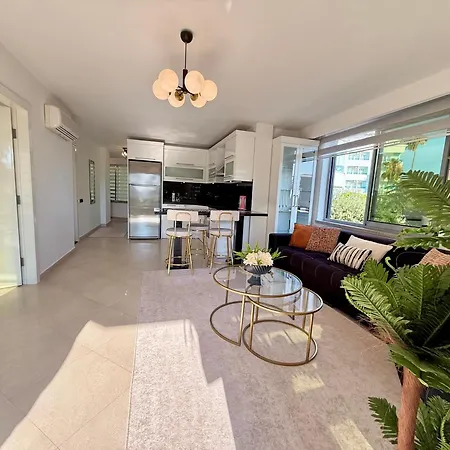 Apartman Sa Apartments! Beachfront With Sea View & Pool Alanya