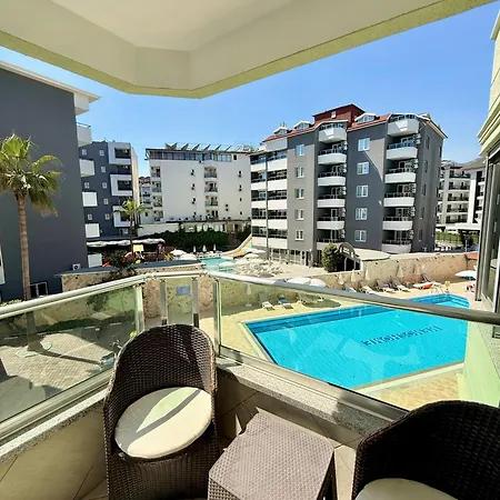 아파트 Sa Apartments! Beachfront With Sea View & Pool *