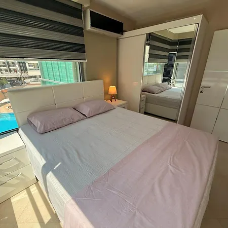 Sa Apartments! Beachfront With Sea View & Pool 아파트 알란야