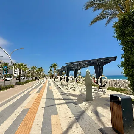 아파트 Sa Apartments! Beachfront With Sea View & Pool 알란야