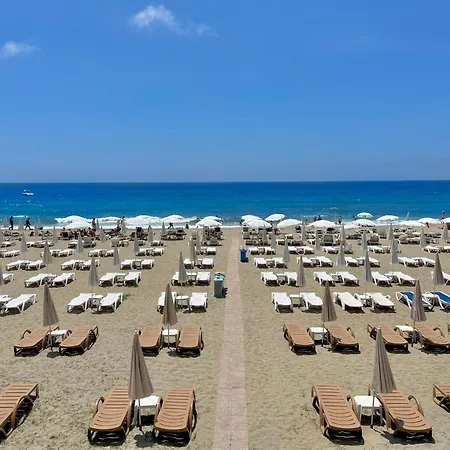 아파트 Sa Apartments! Beachfront With Sea View & Pool *