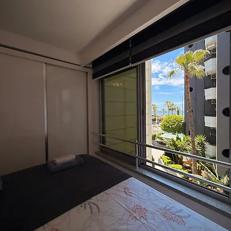 아파트 Sa Apartments! Beachfront With Sea View & Pool *