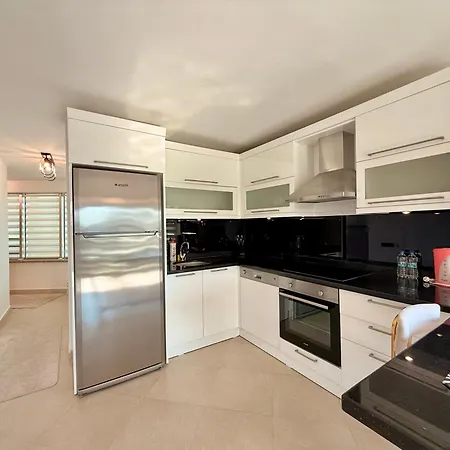 Sa Apartments! Beachfront With Sea View & Pool 아파트 *